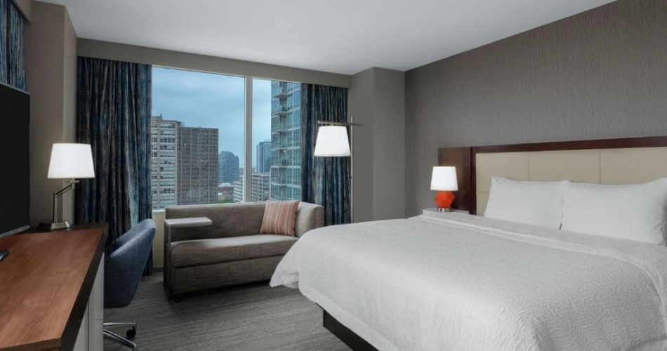 Experience Unmatched Luxury Near McCormick Place